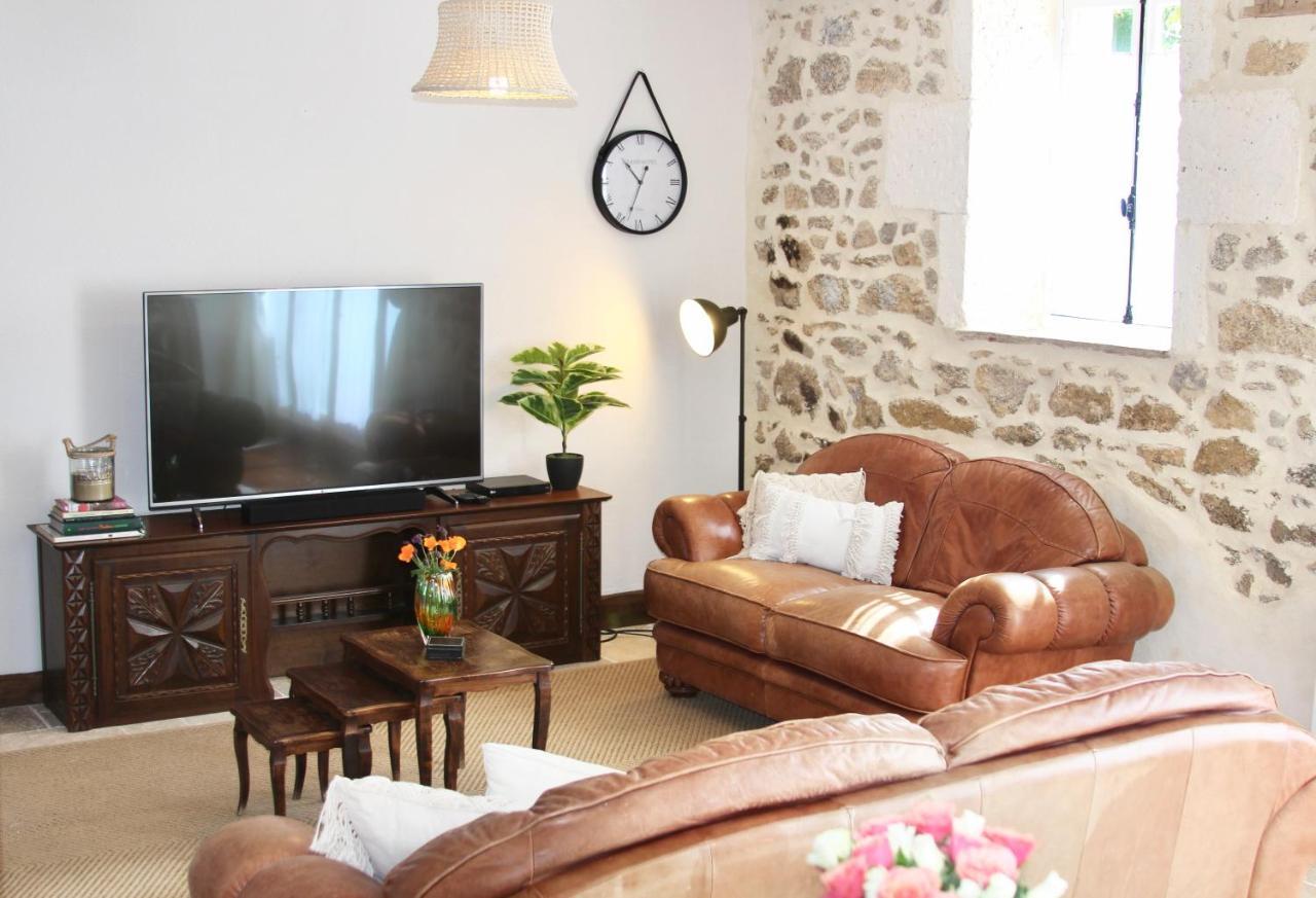 La Châtaigne Piégut-Pluviers Exterior foto